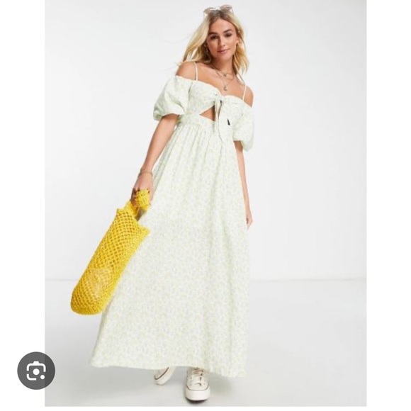 Sisters of the Tribe Floral Maxi Dress with Tie Front & Puff Sleeves | Size 12 - Picture 1 of 8